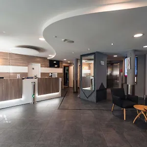3* Hotel Aero 44